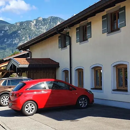 Hotel Gaestehaus Inzeller Hof 3*