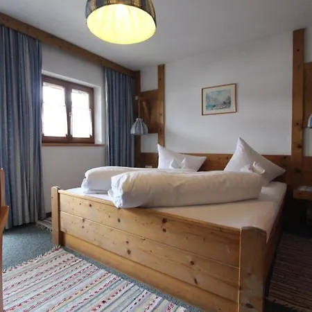 Hotel Gaestehaus Inzeller Hof